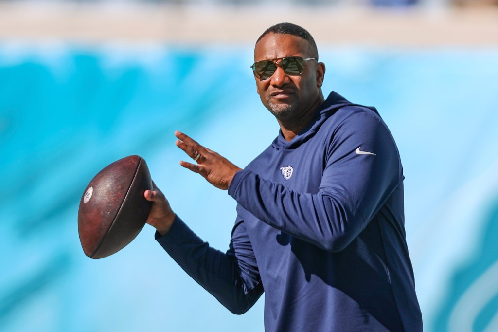 Patriots add defensive backs coach from Bills after recent staff departures/crypto news